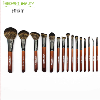 化妝刷套裝哪個好？挑選化妝刷都有哪些小技巧？