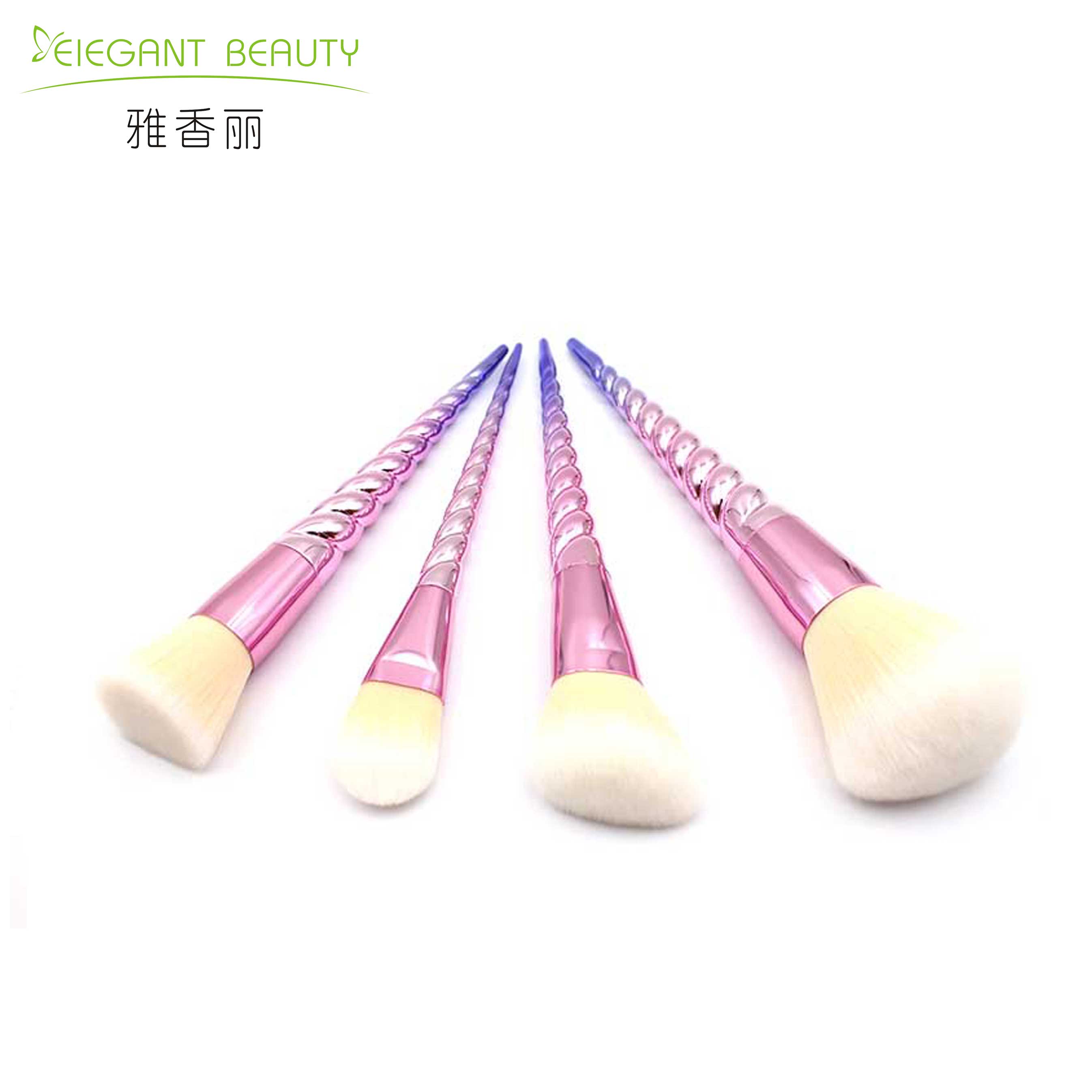 一套化妝刷可以用幾年？